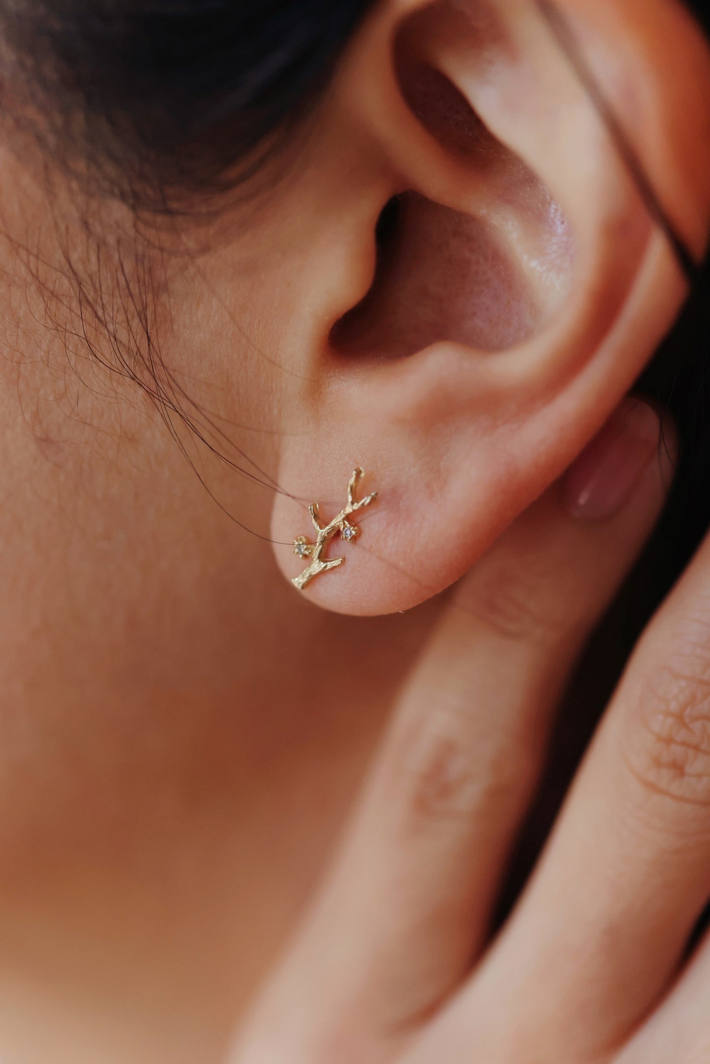 Victoria Cunningham - 2 Flower Branch Stud Earrings
