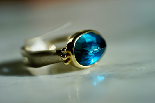 7.8ct London Blue Topaz Ring in 14k bezel and sterling Sea Kelp