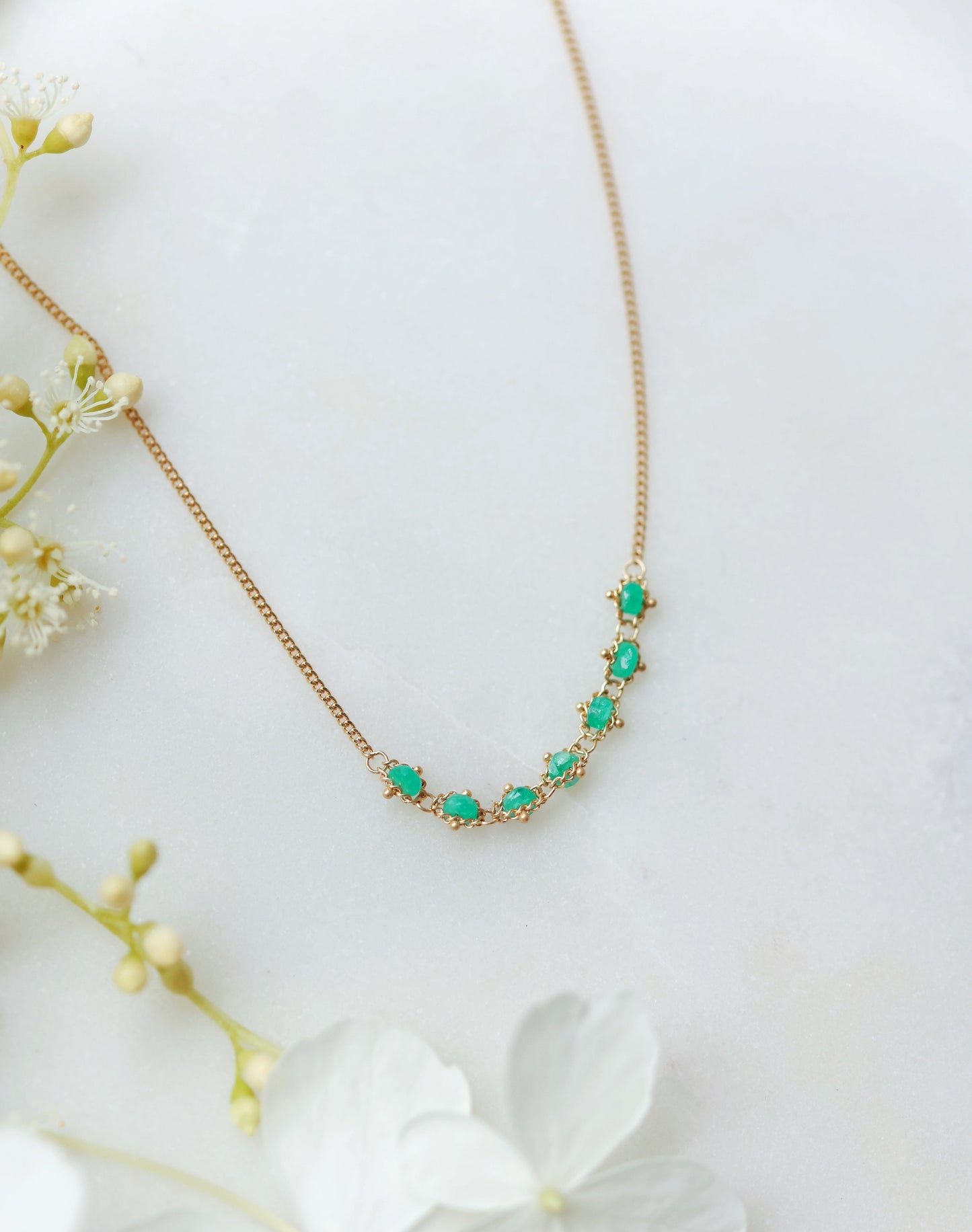 Amáli - Petite Textile Emerald Necklace
