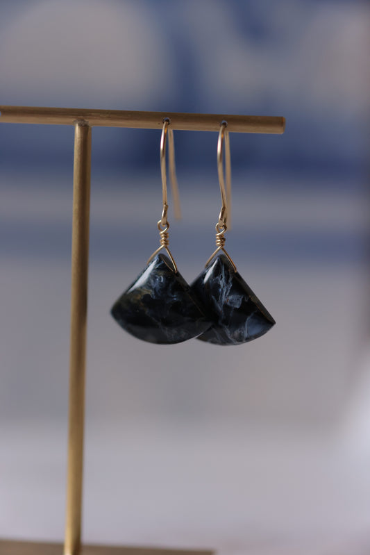 Rock Stella - Pietersite fans on hammered gold-fill simple wires RSE18