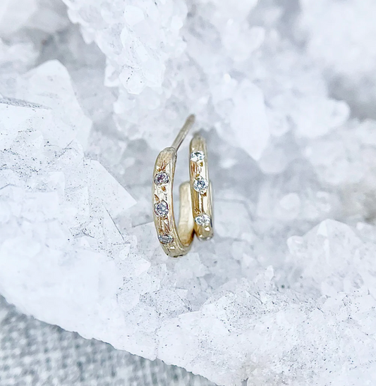 Robin Haley - Tiny 14 ky gold diamond Huggie