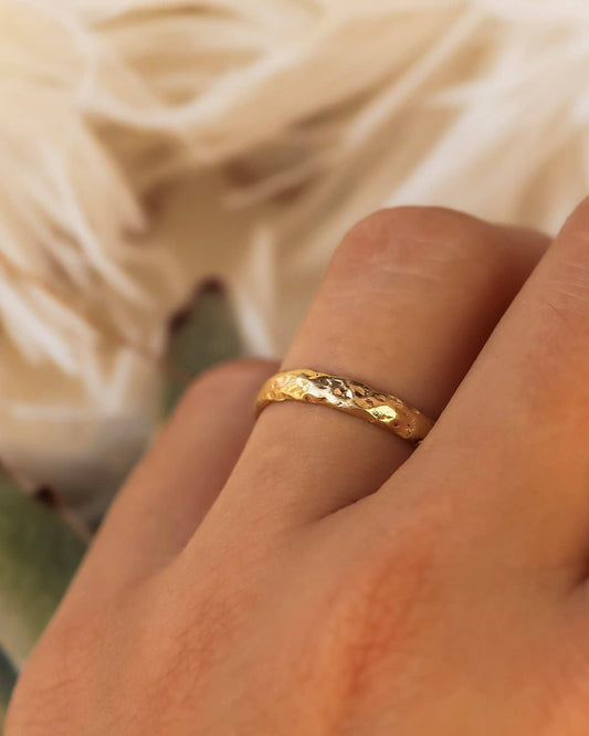 Lacee Alexandra - Solid Gold Textured Wide Band