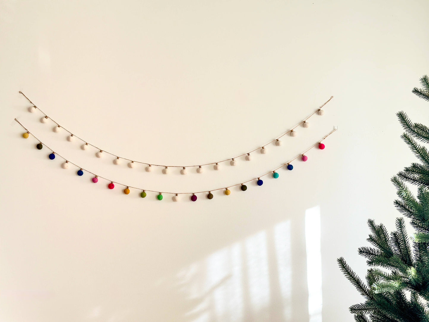 Felt Color Ball Lightbulb Garland