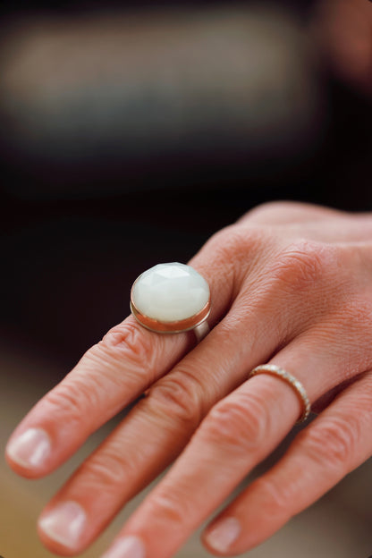 Jamie Joseph Large Round White Moonstone Ring Size 7.75