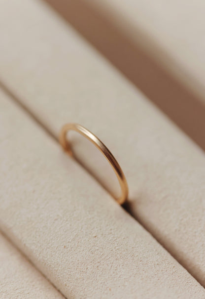 Jamie Joseph Gold - Simple Stackable Band Ring