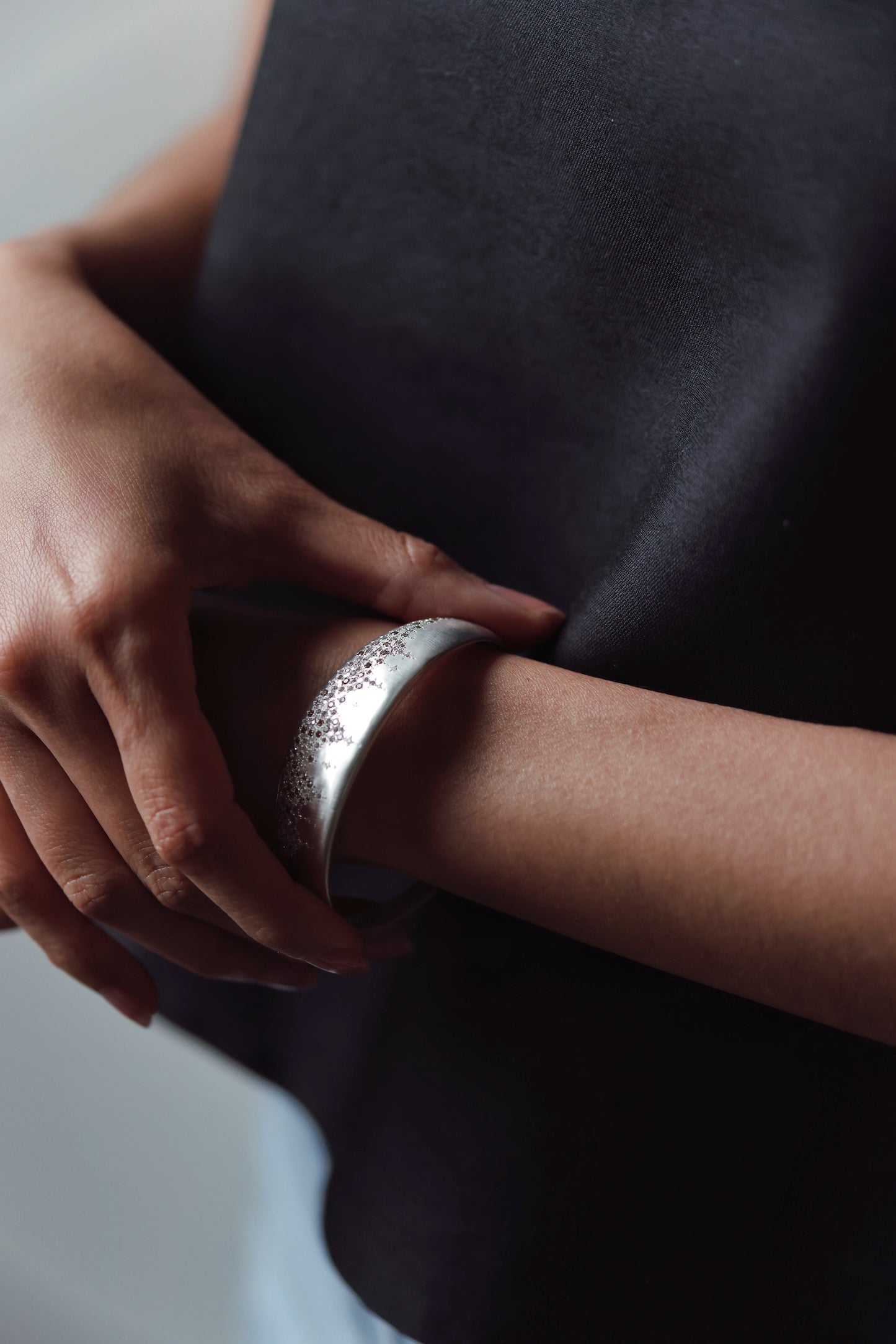 Adel Chefridi - New Cascading Sky Cuff in white and champagne diamond