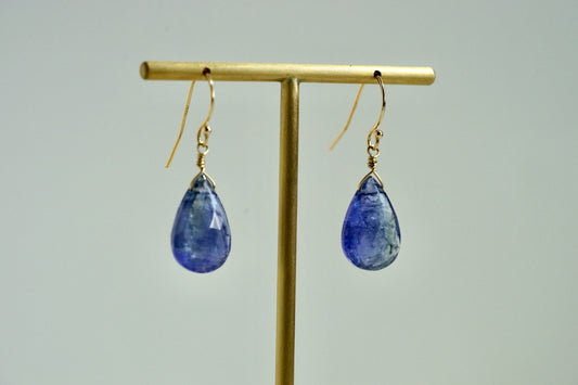 Rock Stella - Tanzanite small drops on solid 14K gold shepherd hook wires