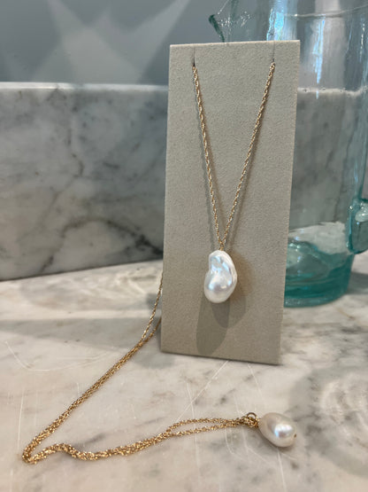 Rock Stella - Freshwater Cultured Pearl with 2nd pearl ballast necklace 14K gold fill chain
