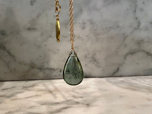 Rock Stella - Green Quartz Ballast Necklace