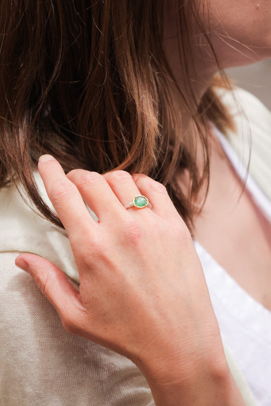Yasuko Azuma - 0.89ct Emerald ring on sterling silver band in 18ky gold bezel - size 6.5