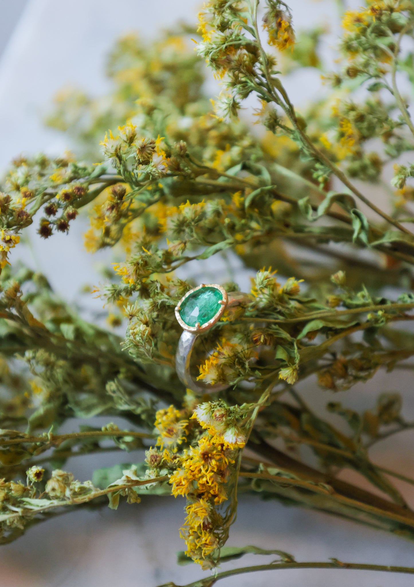 Yasuko Azuma - 0.89ct Emerald ring on sterling silver band in 18ky gold bezel - size 6.5