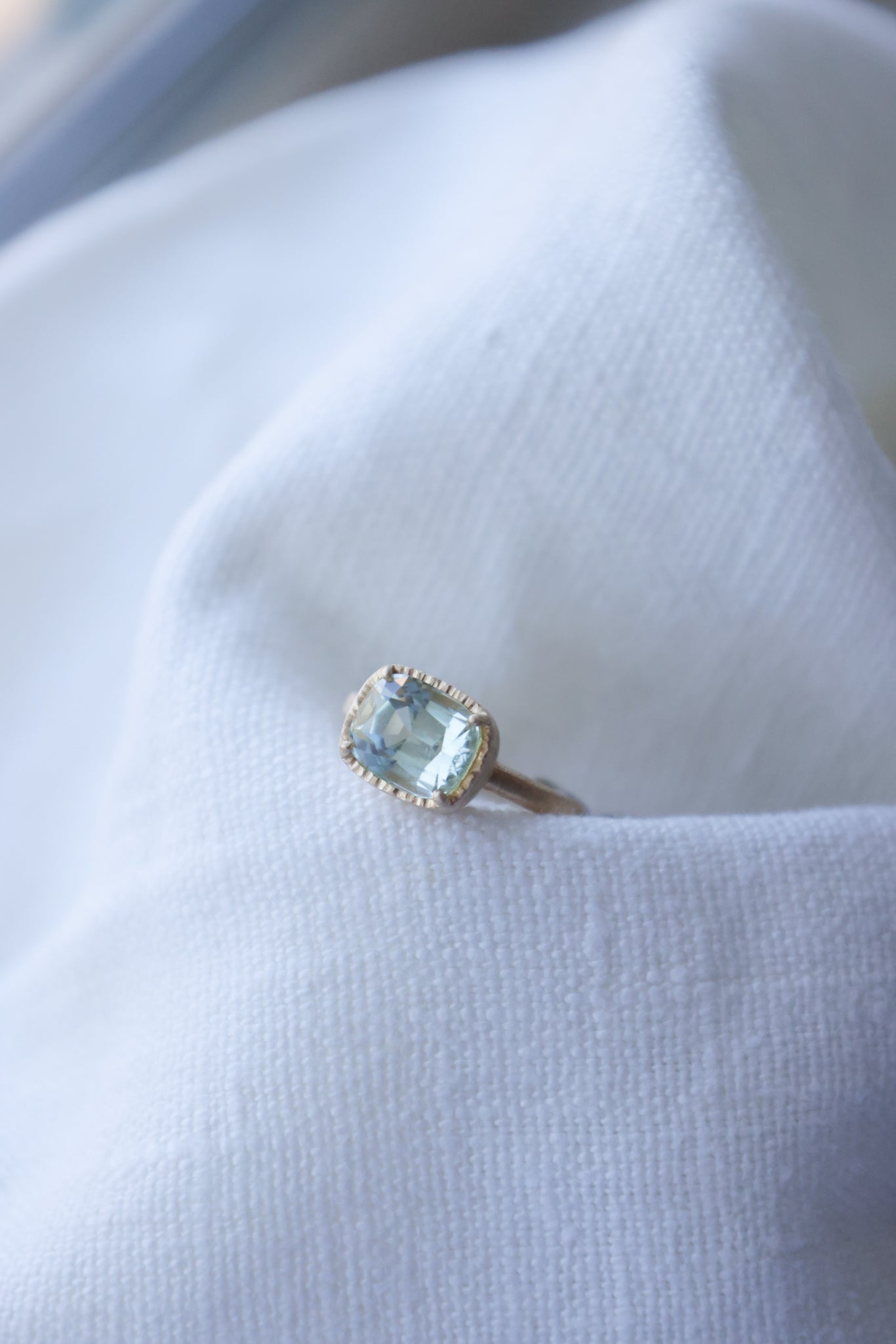 Yasuko Azuma - 3.19ct Mint Green Tourmaline one of a kind ring - size 6.5 to 6.75