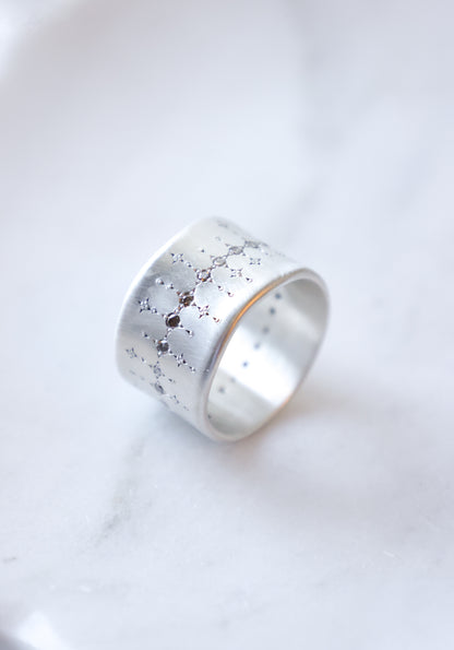 Adel Chefridi - Single organic wide sterling band with Champagne Diamonds