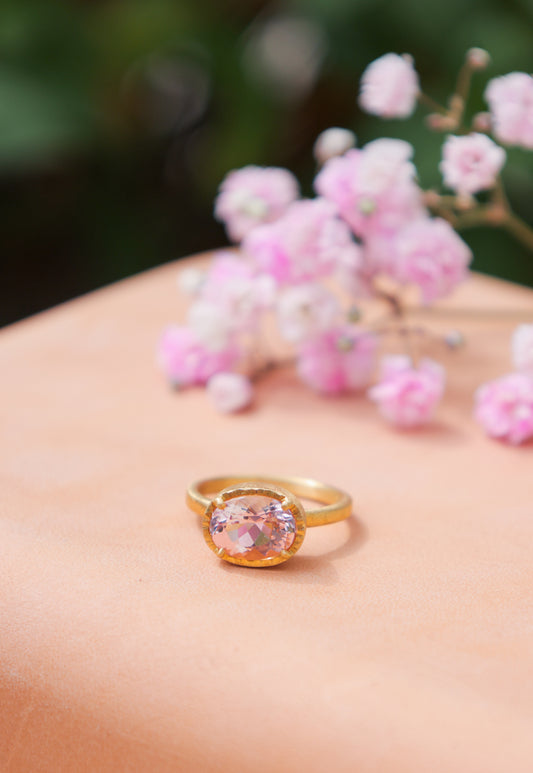 Yasuko Azuma - 2.28ct Morganite Ring - Size 6.5