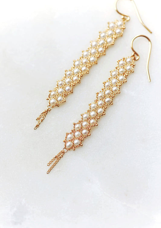 Amáli - Long Textile Freshwater Pearl Earrings