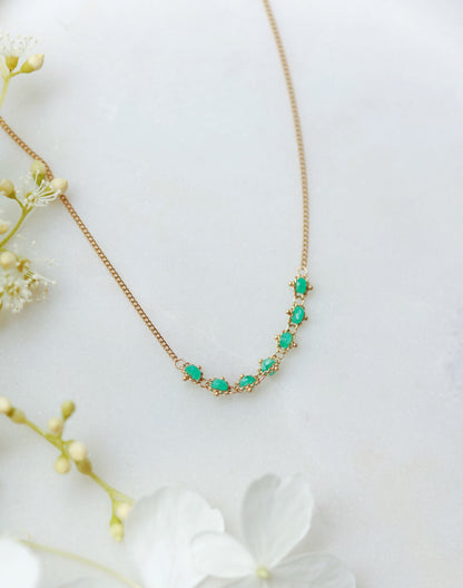 Amáli - Petite Textile Emerald Necklace