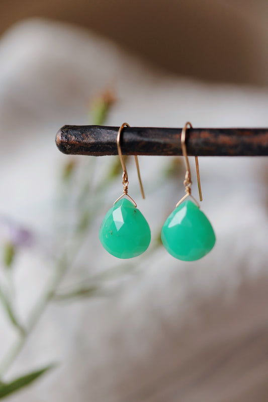 Rock Stella - Chrysoprase small drops on hammered gold-fill simple wires