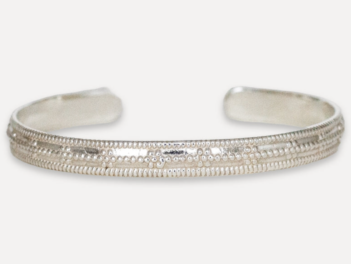 Lulu Designs - Daisy Cuff