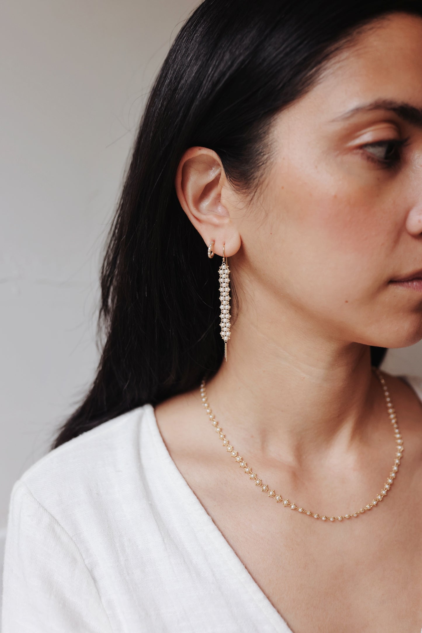 Amáli - Long Textile Freshwater Pearl Earrings