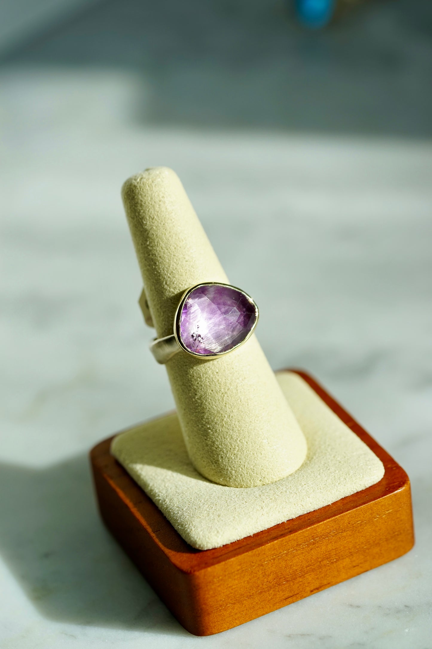7.72ct Amethyst ring w/ 14k bezel and sterling sea kelp band - size 8