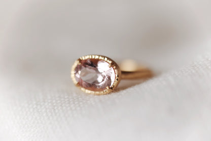 Yasuko Azuma - 18ky 2.37ct Morganite ring - size 6.5