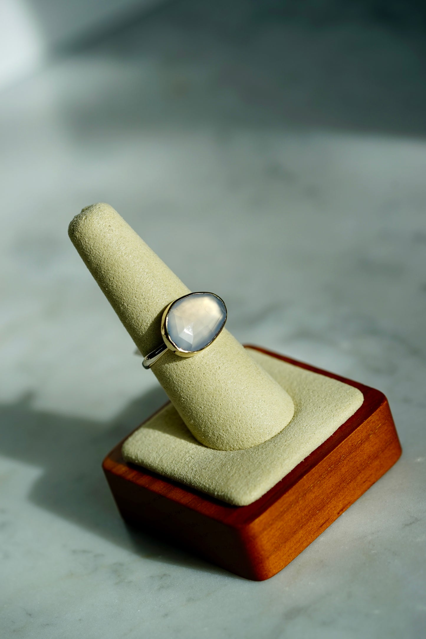 6.66ct Chalcedony nestle ring w/14k bezel and sterling band - size 7.75