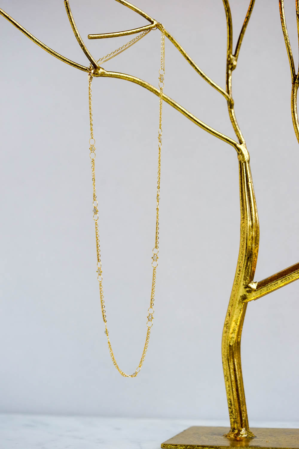 Amáli - Whisper Chain Necklace with Silver Diamonds