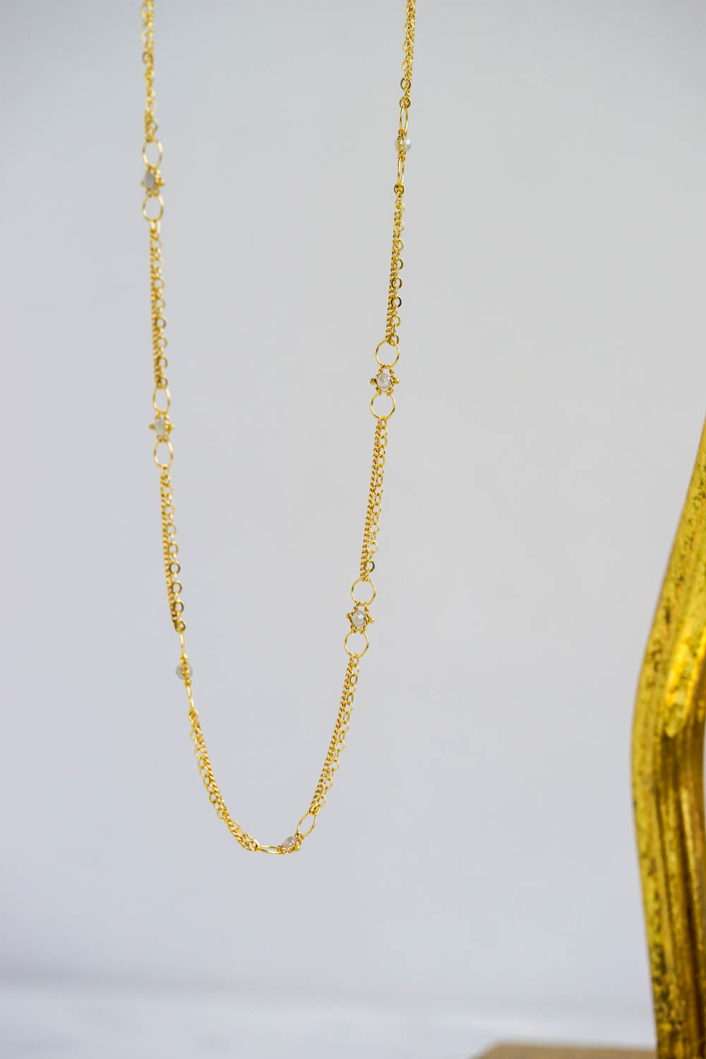 Amáli - Whisper Chain Necklace with Silver Diamonds
