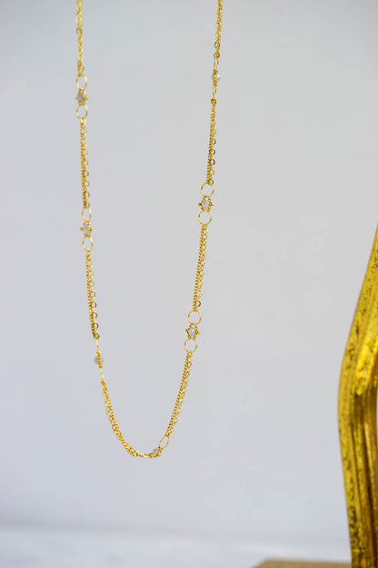 Amáli - Whisper Chain Necklace with Silver Diamonds