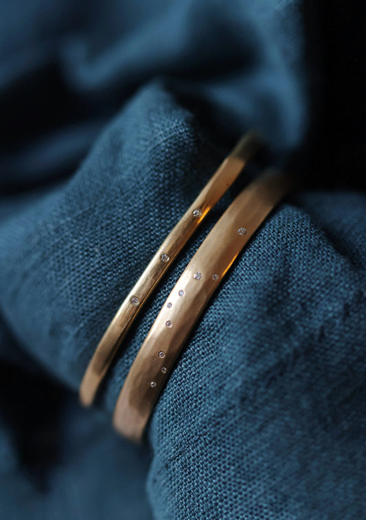Lulu Designs - Organic Diamond Cuff - yellow bronze / 3 diamonds